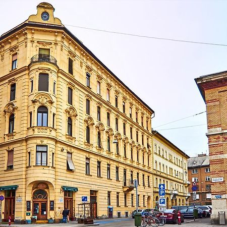 Rakoczi Apartman Budapest Exterior foto