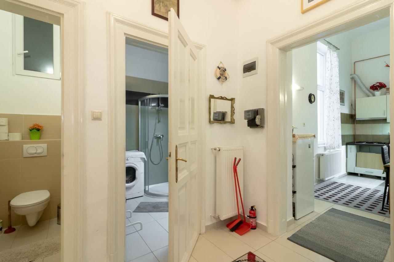 Rakoczi Apartman Budapest Exterior foto