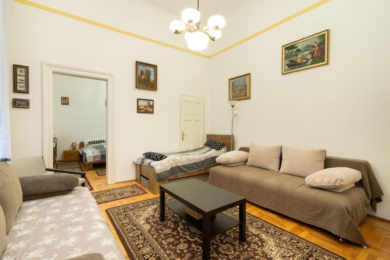 Rakoczi Apartman Budapest Exterior foto